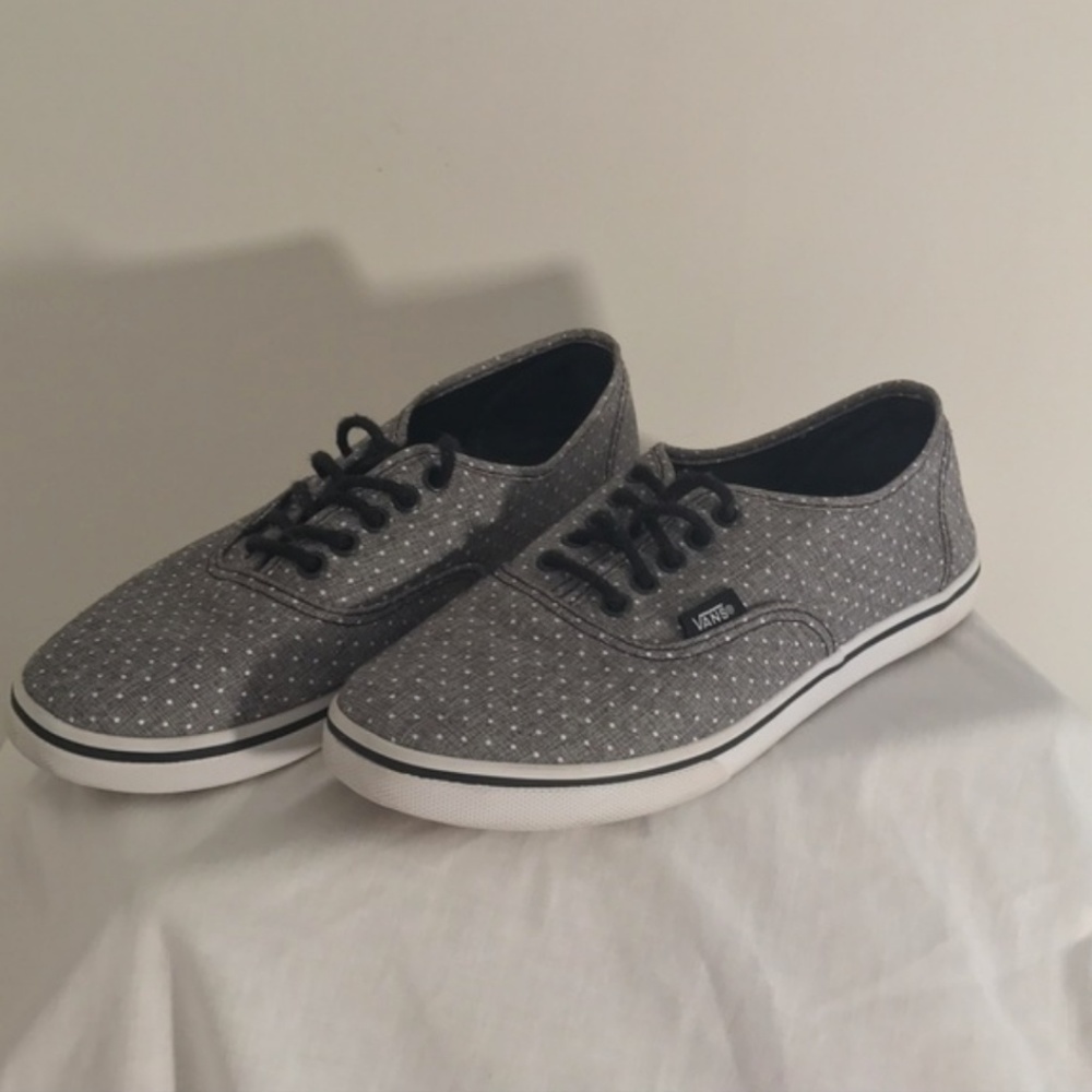 LIKE NEW VANS Grey Polka Dot
